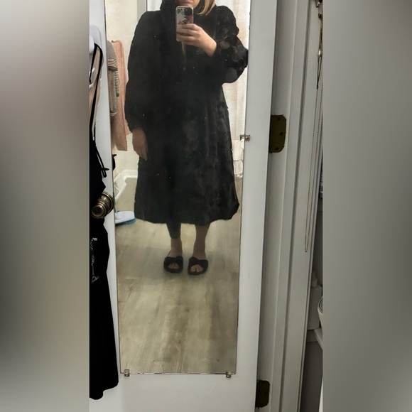 Vintage Saga Mink fur/ Outwear dark brown mink Coat/women size LG-XL (11) - Picture 17 of 17